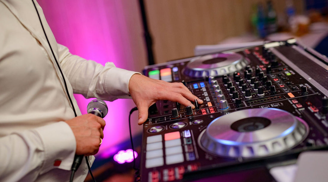 The Most Talented DJs for Your Wedding: How To Choose The Perfect Music For Your Celebration - Cheese Wedding Cake Shop