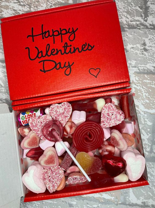 Celebrating Love: A Guide to the Perfect Valentine's Day - Cheese Wedding Cake Shop