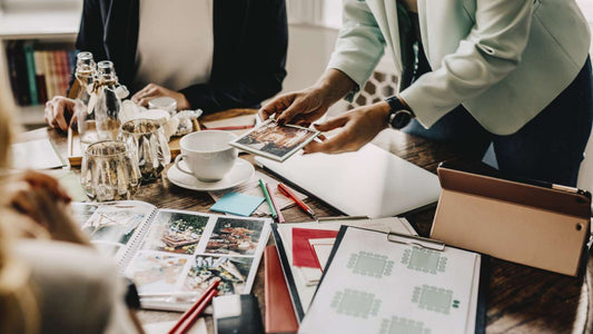 Wedding Planning Tips: How To Stay Organised And On-Track - Cheese Wedding Cake Shop