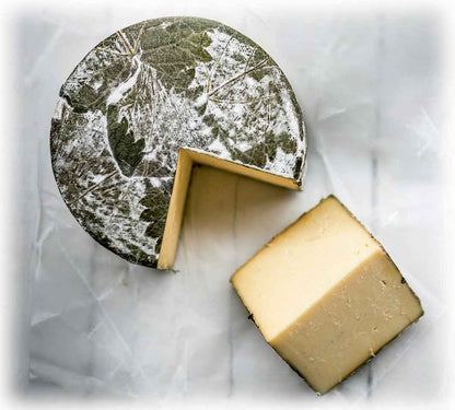 Susan Cheese Wedding Cake